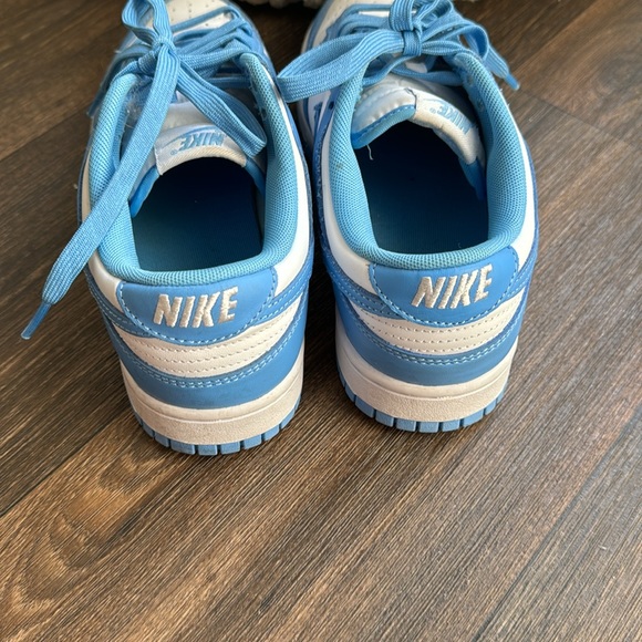 Nike Dunk Low "University Blue" sneakers - Picture 5 of 11